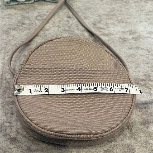 Baggu Tan Circle Crossbody Bag - Picture 6 of 7
